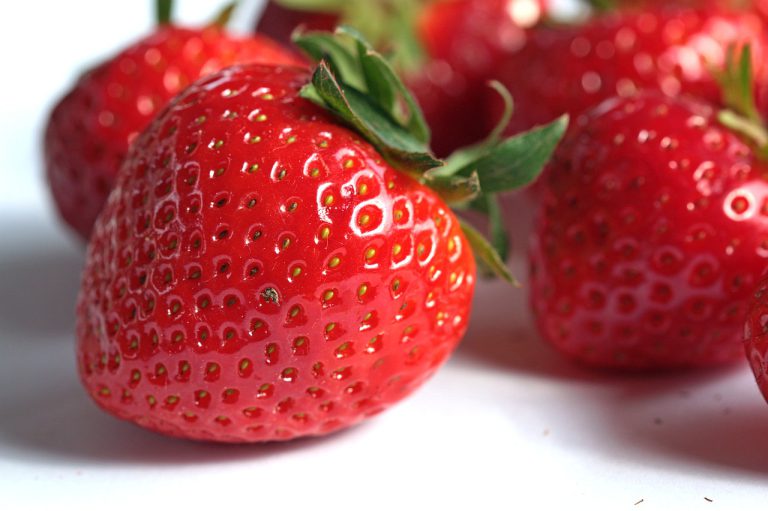 strawberry, fruit, food-7224875.jpg